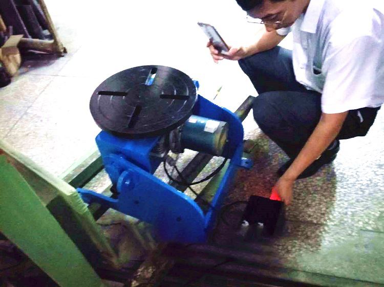 西安焊接变位机价格_焊接机器人变位机_焊接转台批发零售 西安焊接变位机价格_焊接机器人变位机_焊接转台批发零售